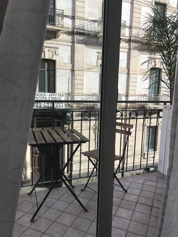 Locami Holiday&Rooms Jolanda Suite Catania Exteriör bild